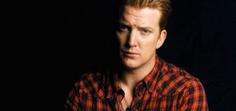 Watch Josh Homme Slowly Challenge Bono to Get Iced