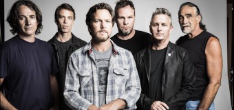 Pearl Jam Perform “Yield” Front-to-Back in Milwaukee