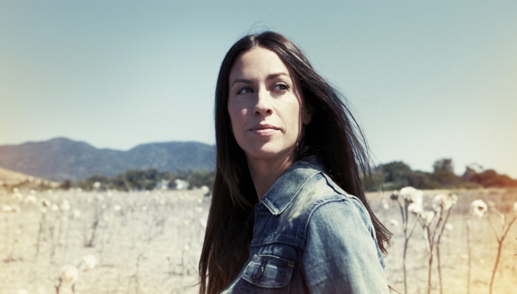 Alanis_Morissette_press_photo_2012