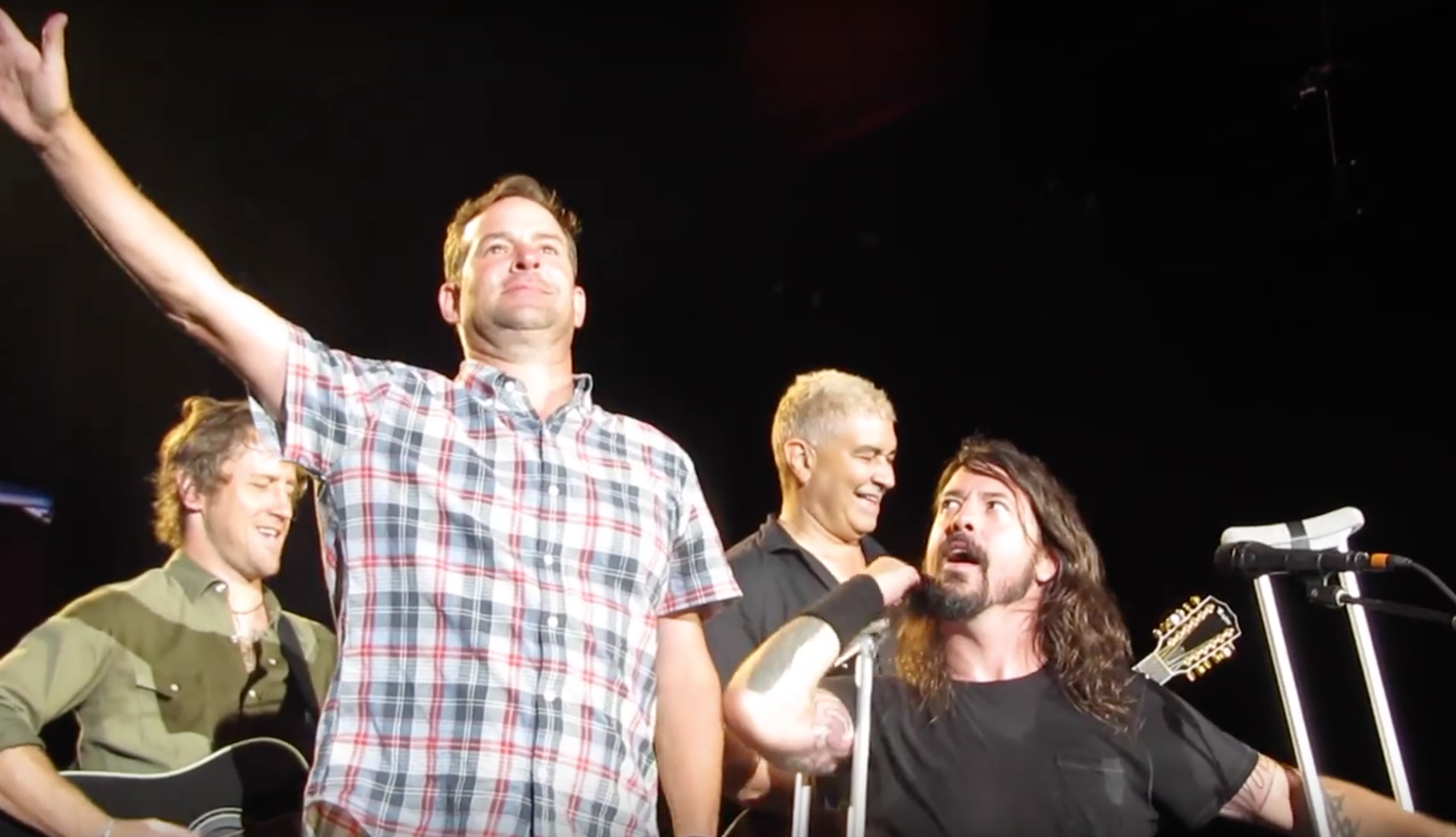 foo-fighters-dave-grohl-anthony